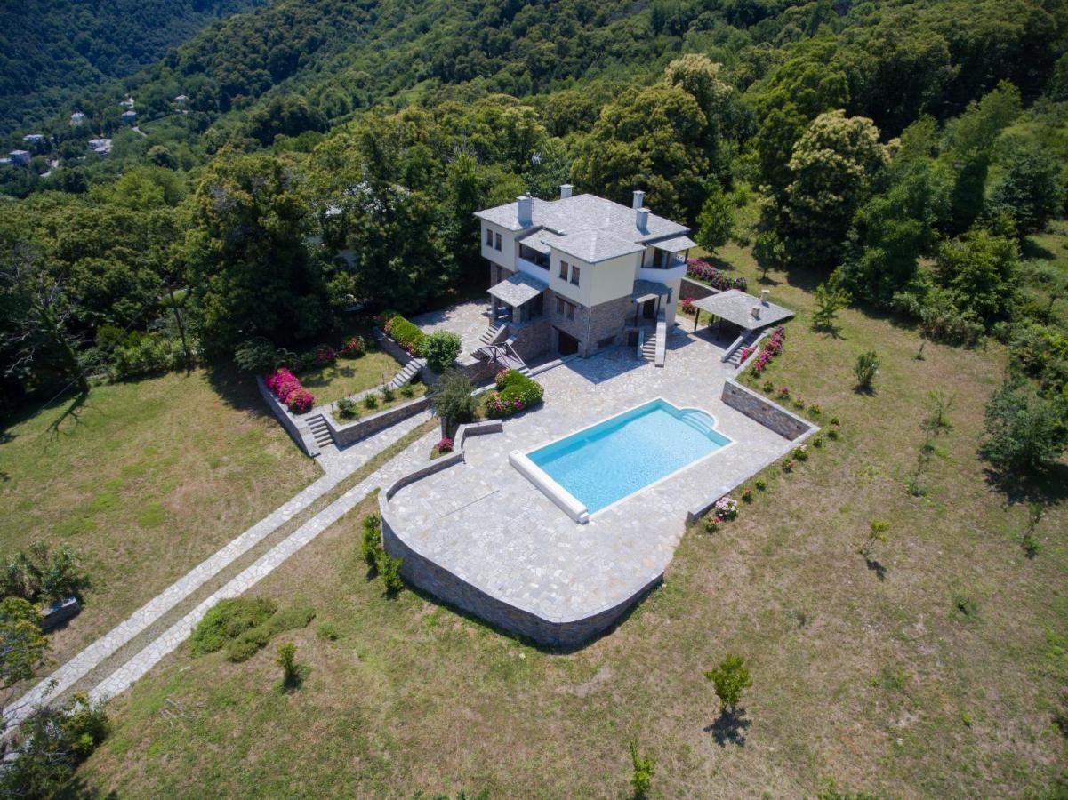 Luxury Villa With Pool In Цагарада Экстерьер фото